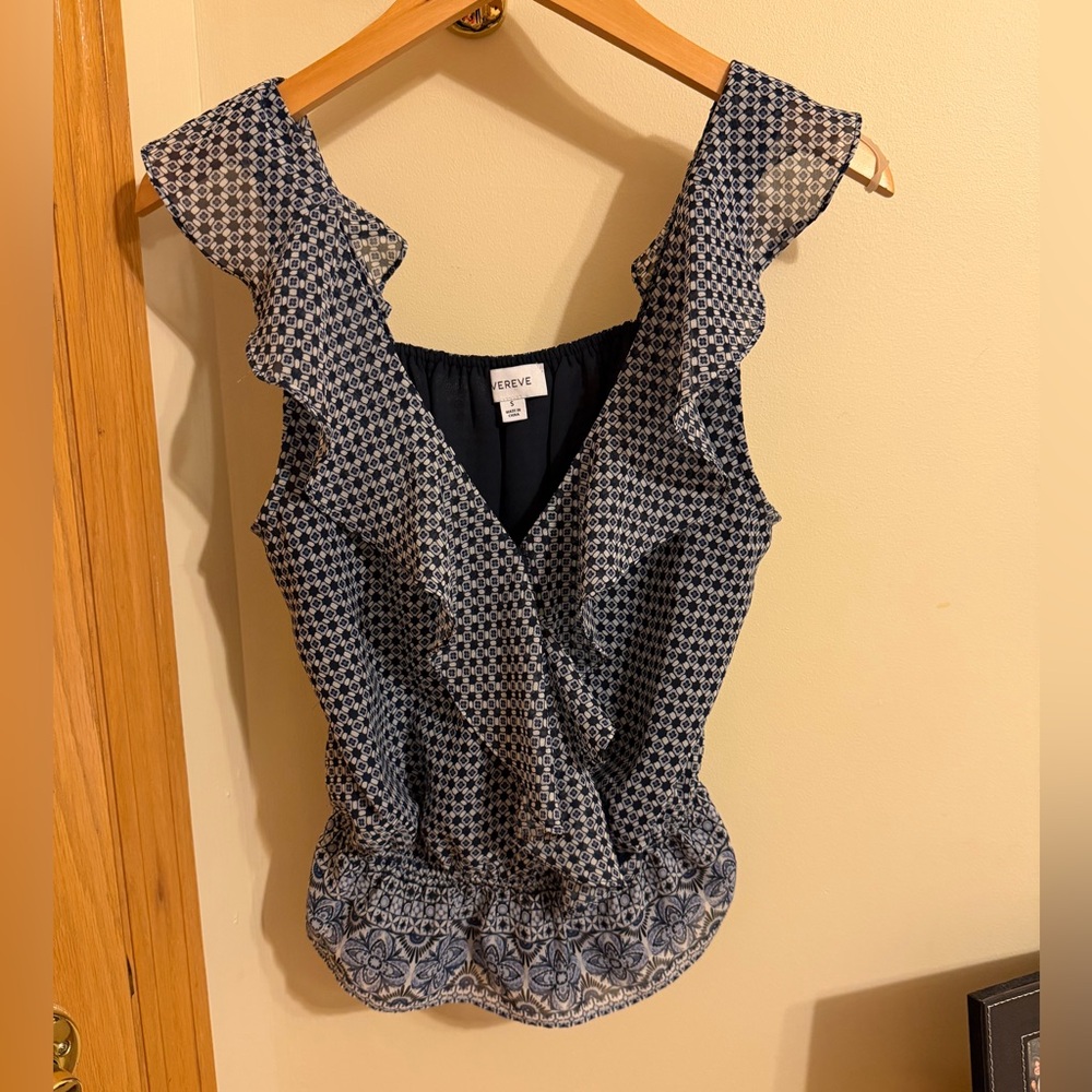 Evereve Kaylene ruffle peplum tank blouse top shirt navy blue white faux wrap XS